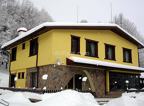 Hlebna Hotel 